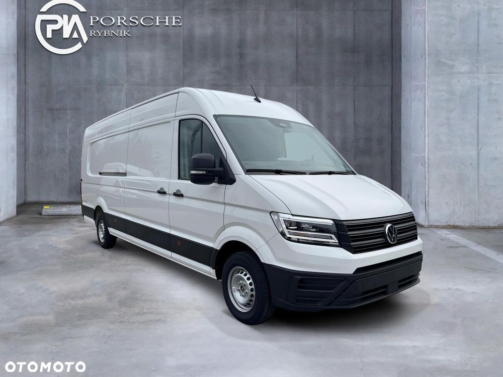 Volkswagen Crafter 35 Furgon z wysokim dachem silnik: 2,0 l EU6 SCR 177 KM / skrzynia biegów: Przedni napęd manualna 6-biegowa rozstaw osi: 4490 mm - 4
