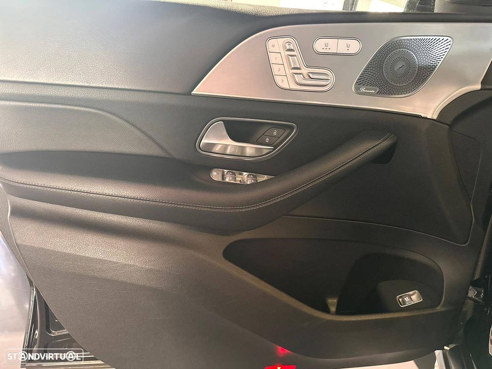 Mercedes-Benz GLE 300 d 4Matic 9G-TRONIC AMG Line - 4