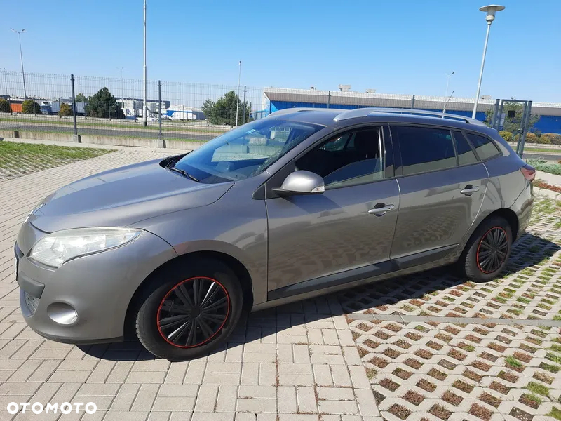 Renault Megane 1.5 dCi Authentique - 10