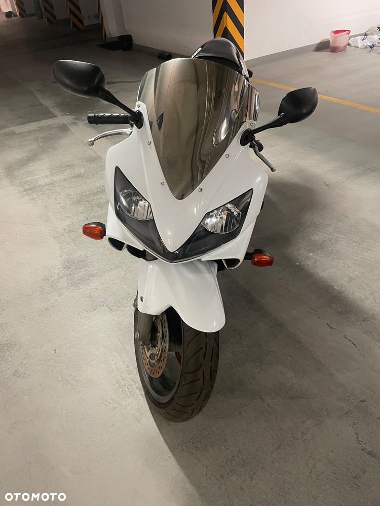 Honda CBR - 3