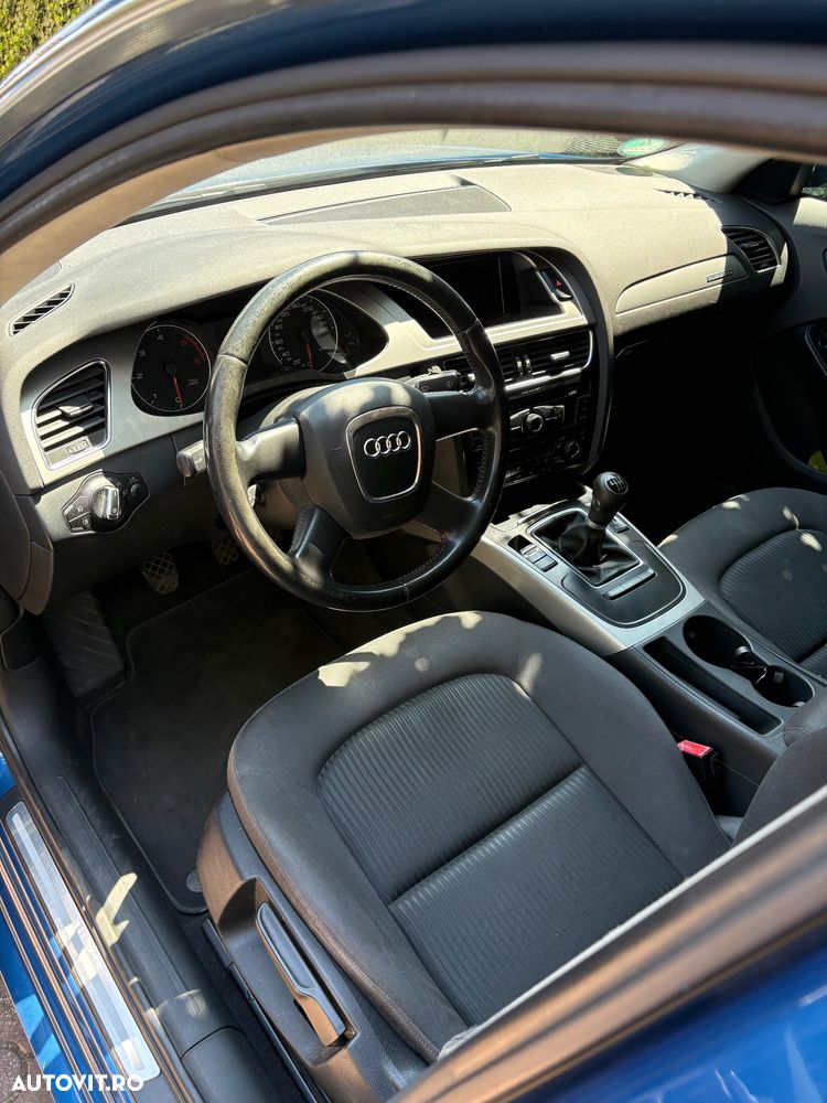 Audi A4 Limuzina 2.0 TDI B8 Quattro - 12