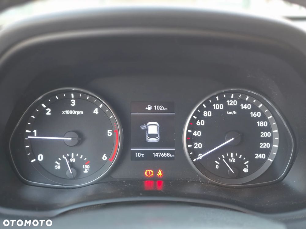 Hyundai i30 1.6 D Comfort - 30