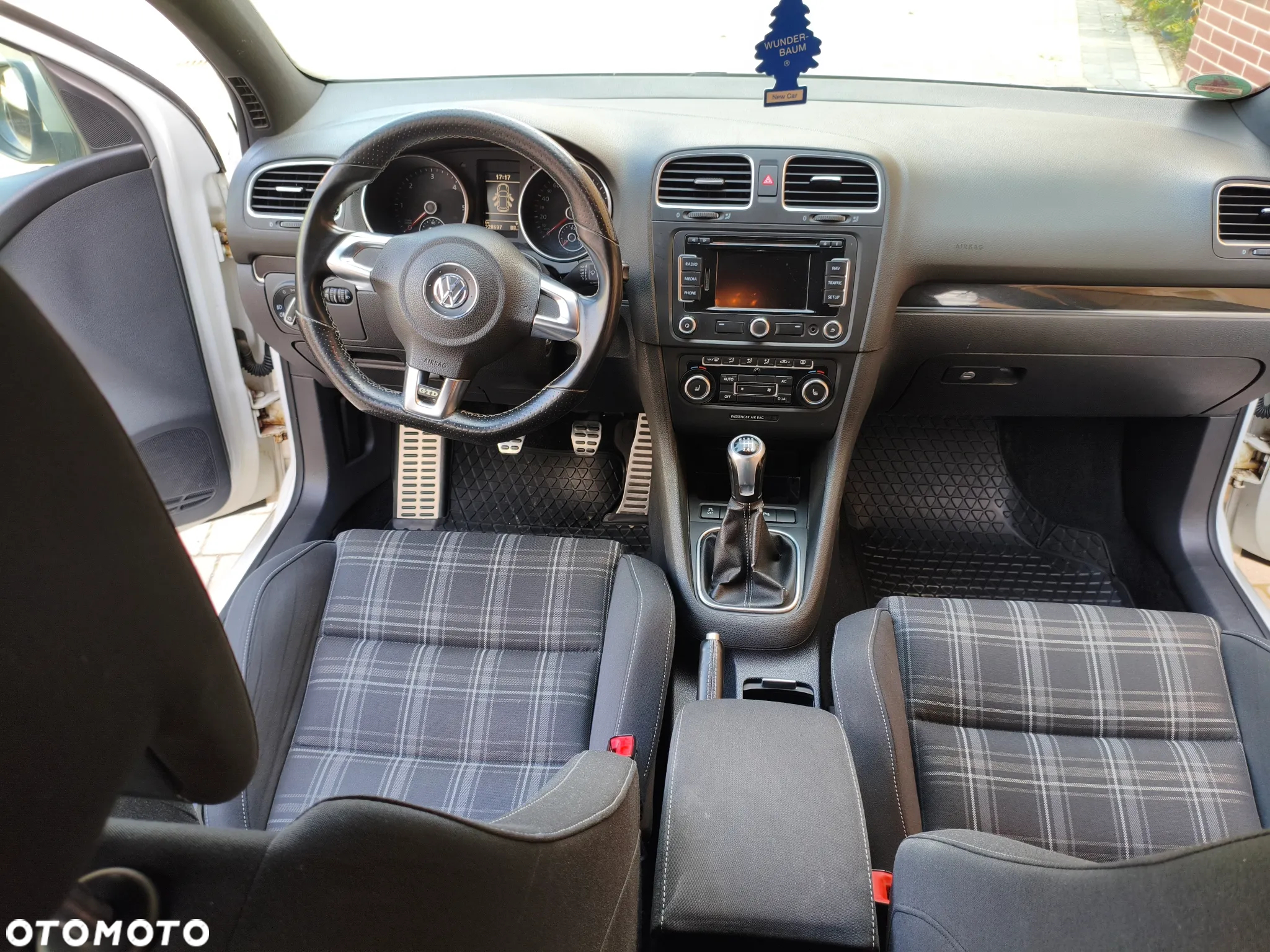 Volkswagen Golf VI 2.0 TDI GTD - 21