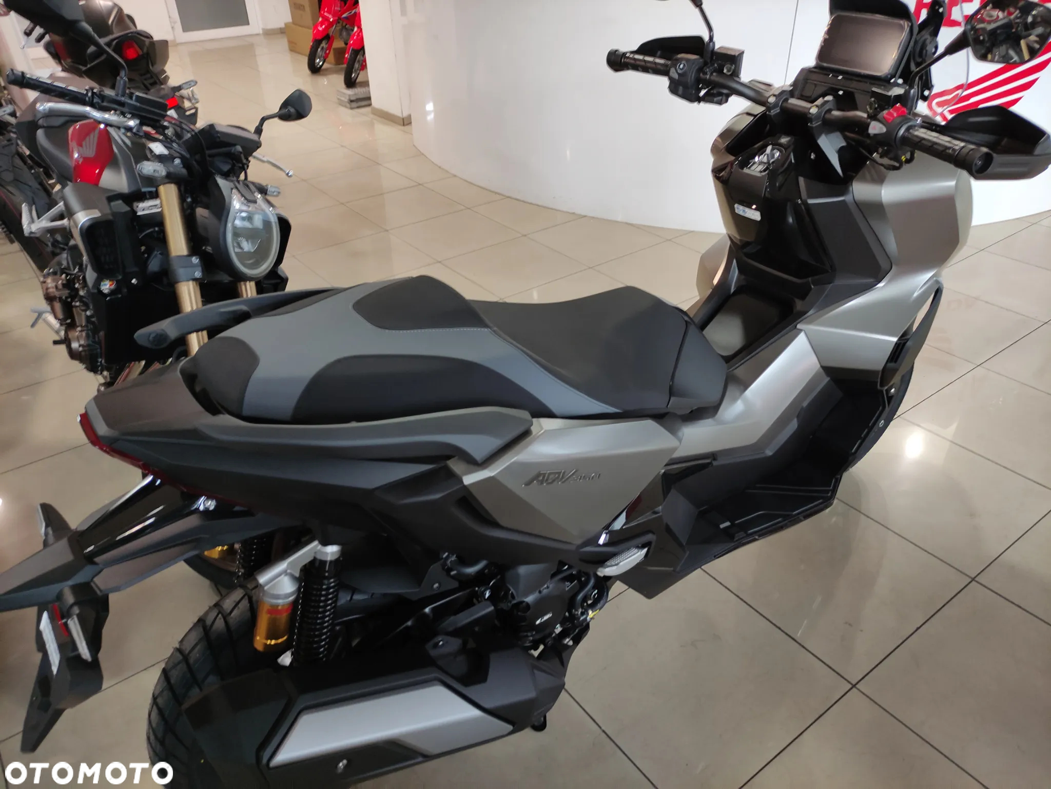 Honda ADV350 - 3
