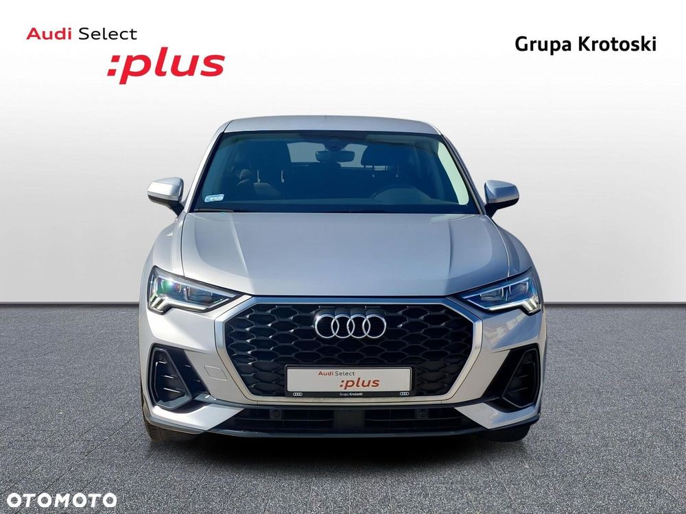 Audi Q3 Sportback - 8