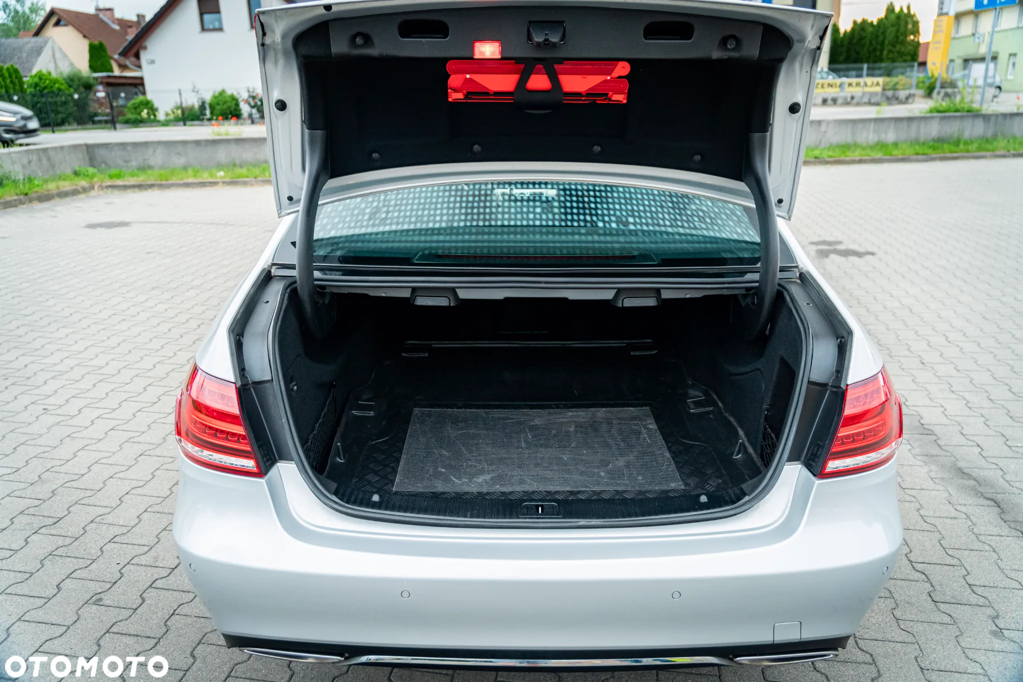Mercedes-Benz Klasa E 200 7G-TRONIC Avantgarde - 14