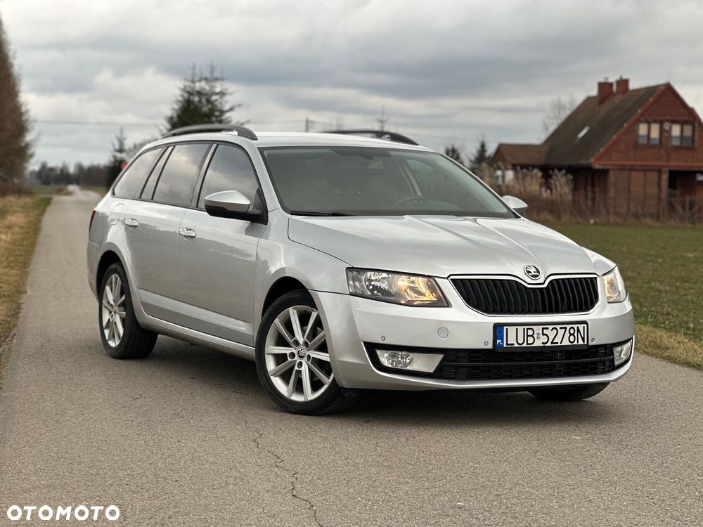 Skoda Octavia 1.6 TDI Elegance DSG - 1