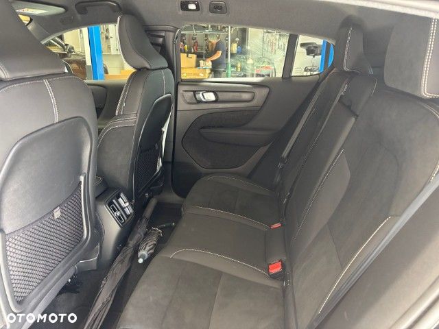Volvo C40 P8 Recharge AWD Plus - 9