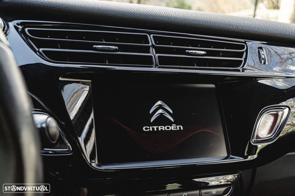 Citroën DS3 1.6 e-HDi So Chic - 26