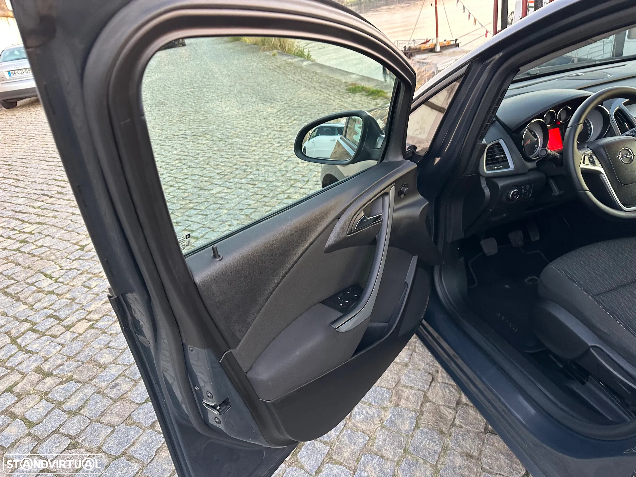 Opel Astra 1.3 CDTi Cosmo Start/Stop - 10