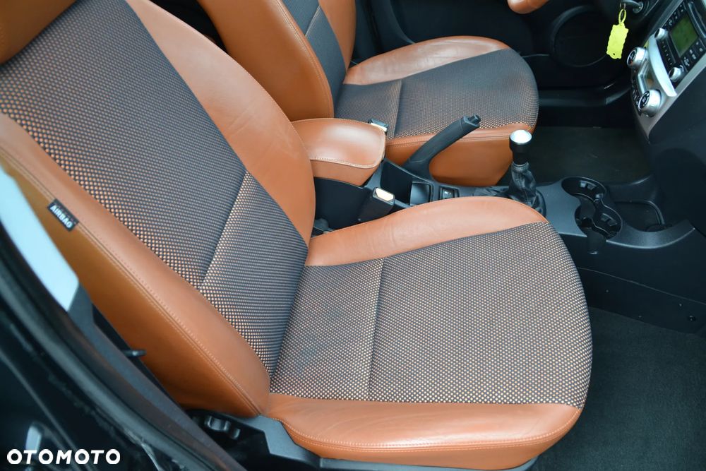 Kia Sportage 2.0 2WD Attract - 29