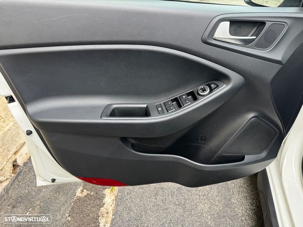 Hyundai i20 Active 1.0 T-GDi Blue Comfort Navi - 13