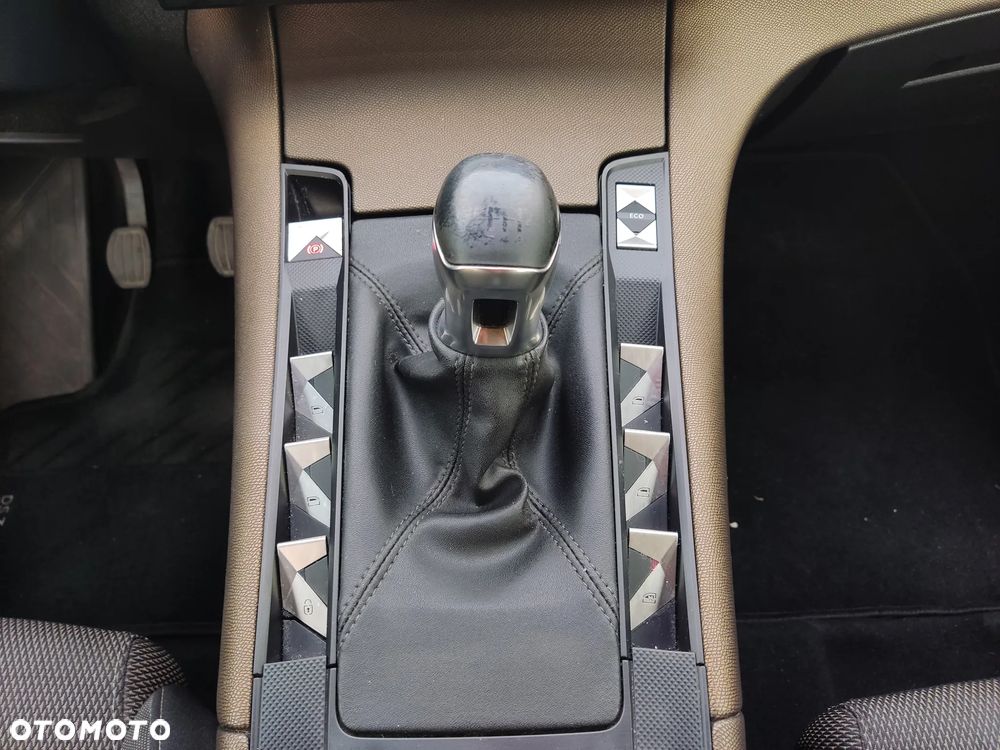 DS Automobiles DS 7 Crossback 1.5 BlueHDi Be Chic - 27