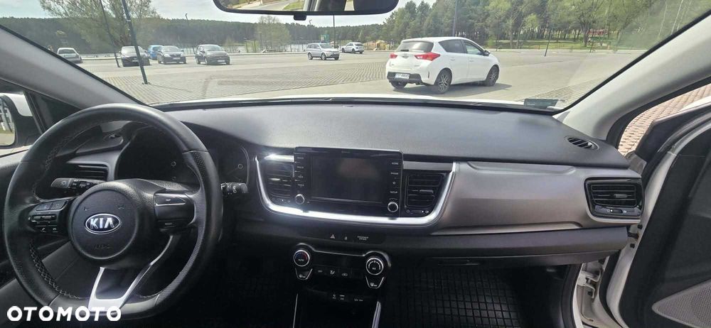 Kia Stonic - 6