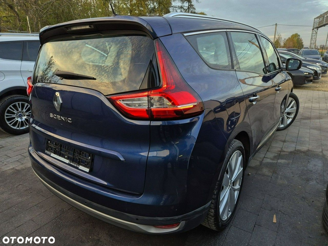 Renault Grand Scenic - 2