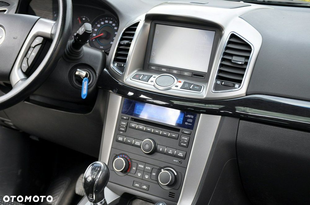 Chevrolet Captiva - 27