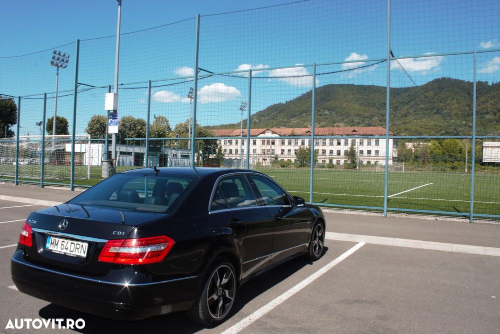 Mercedes-Benz E 220 CDI Avantgarde - 17