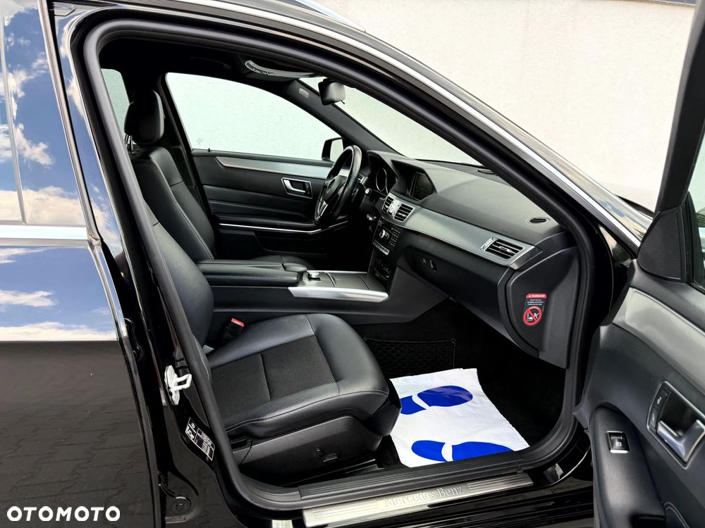 Mercedes-Benz Klasa E 220 CDI DPF BlueEFFICIENCY Automatik Avantgarde - 22