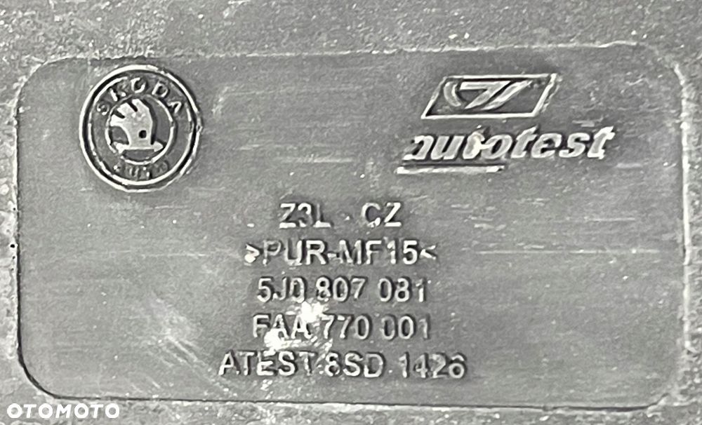 ^ NAROŻNIK KRATKA LISTWA FABIA II ROOMSTER SCOUT - 8