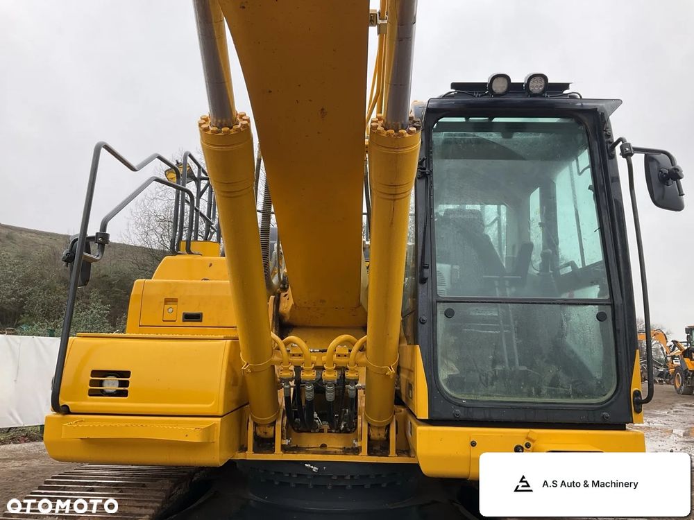 Komatsu PC210LC-11E0 - 3
