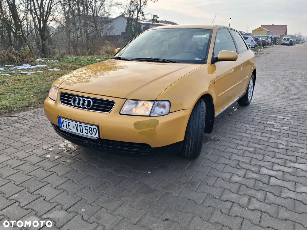 Audi A3 3-drzwiowe 1.6 Ambition - 1