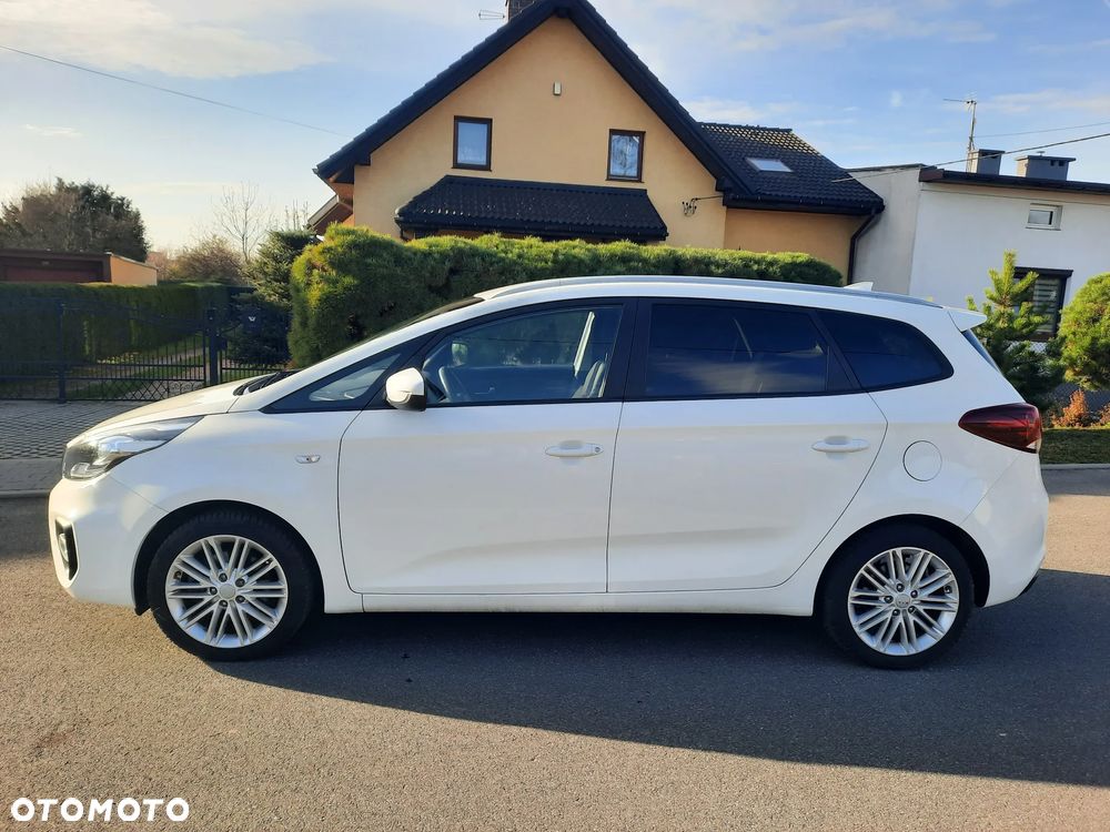Kia Carens 1.6 GDI L 7os - 13