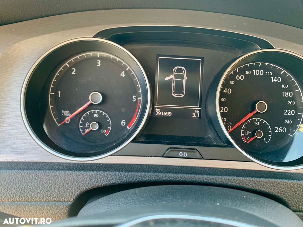 Volkswagen Golf 1.6 BlueTDI Comfortline - 10