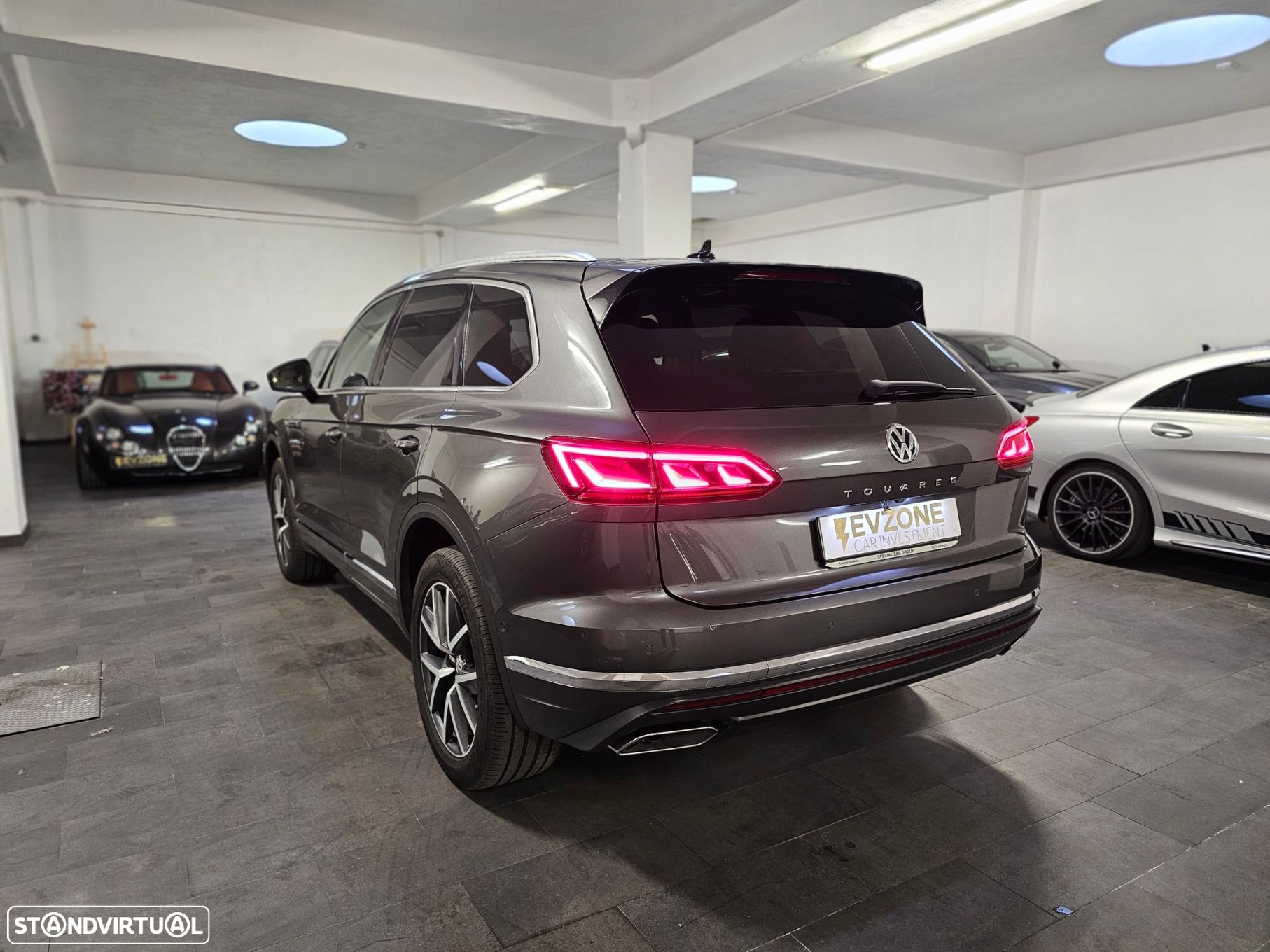 VW Touareg 3.0 TDI V6 Elegance Plus - 6