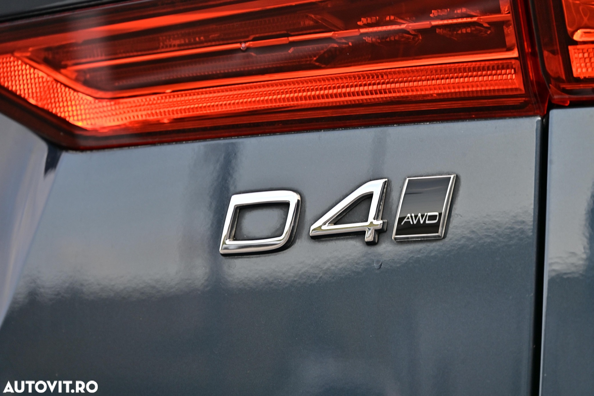 Volvo XC 60 D4 AWD Geartronic Momentum - 17