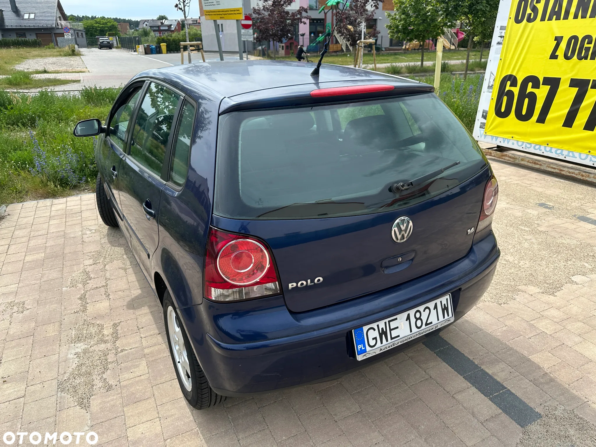 Volkswagen Polo 1.4 16V Comfortline - 5