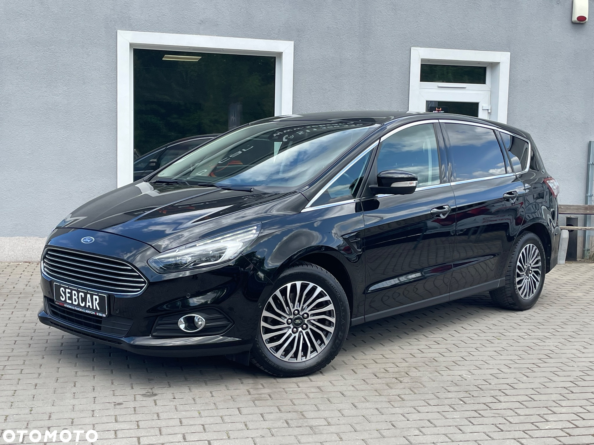 Ford S-Max 1.5 Eco Boost Start-Stopp TITANIUM - 16