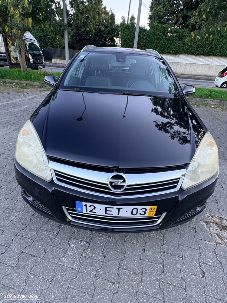 Opel Astra 1.7 CDTi Cosmo - 3