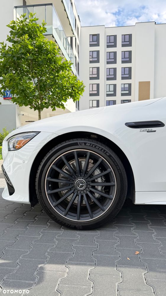 Mercedes-Benz AMG GT 53 4Matic+ Speedshift TCT 9G - 13