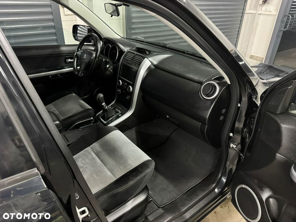 Suzuki Grand Vitara - 18