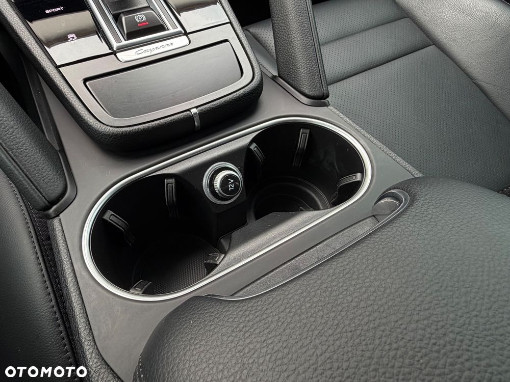 Porsche Cayenne Tiptronic S Platinum Edition - 22