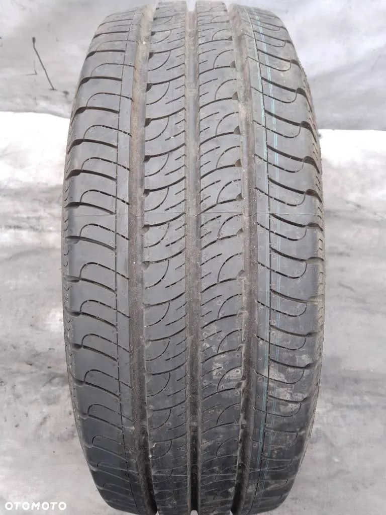 Goodyear EfficientGrip Cargo 195/60 R16C 99/97H 2024 - 1