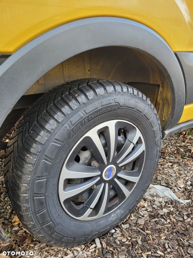 Ford Transit - 29