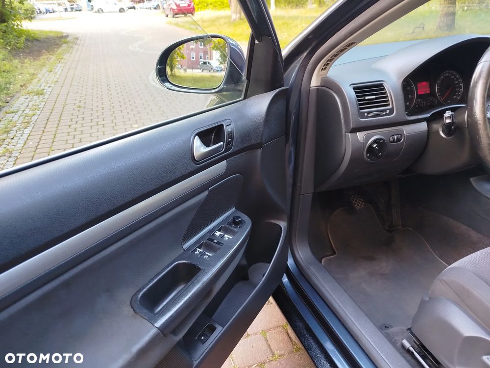 Volkswagen Jetta - 14
