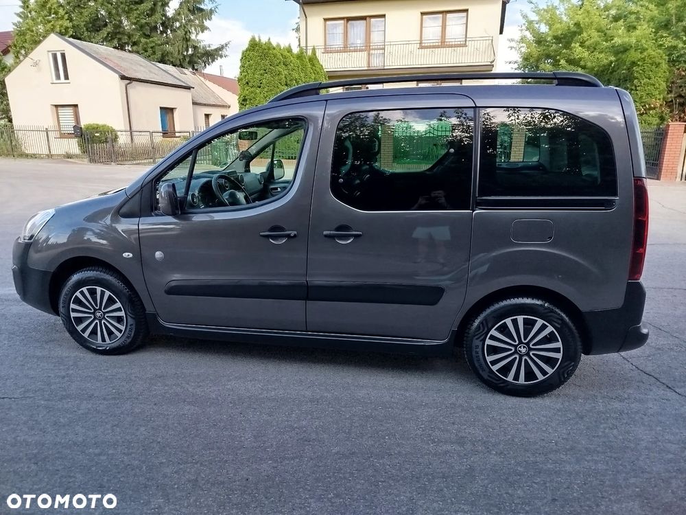 Peugeot Partner 1.6 BlueHDi Outdoor S&S - 11