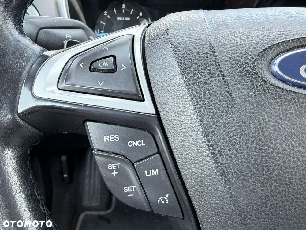 Ford Mondeo 2.0 TDCi Ambiente PowerShift - 17