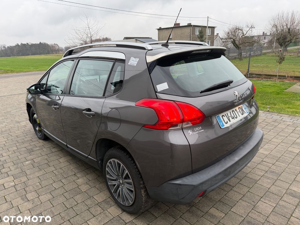 Peugeot 2008 - 5