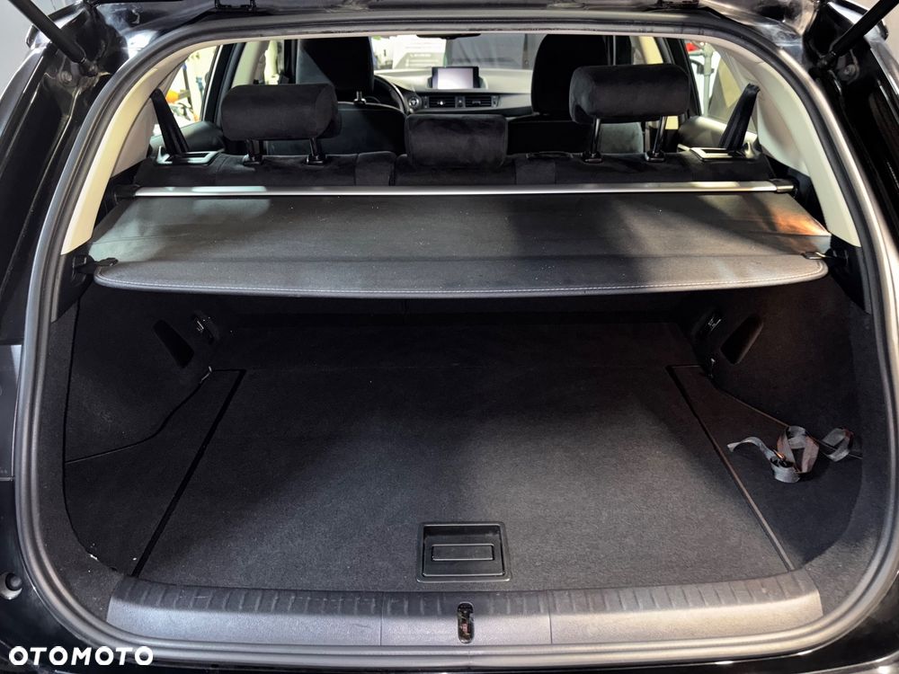 Lexus CT 200h Prestige - 29
