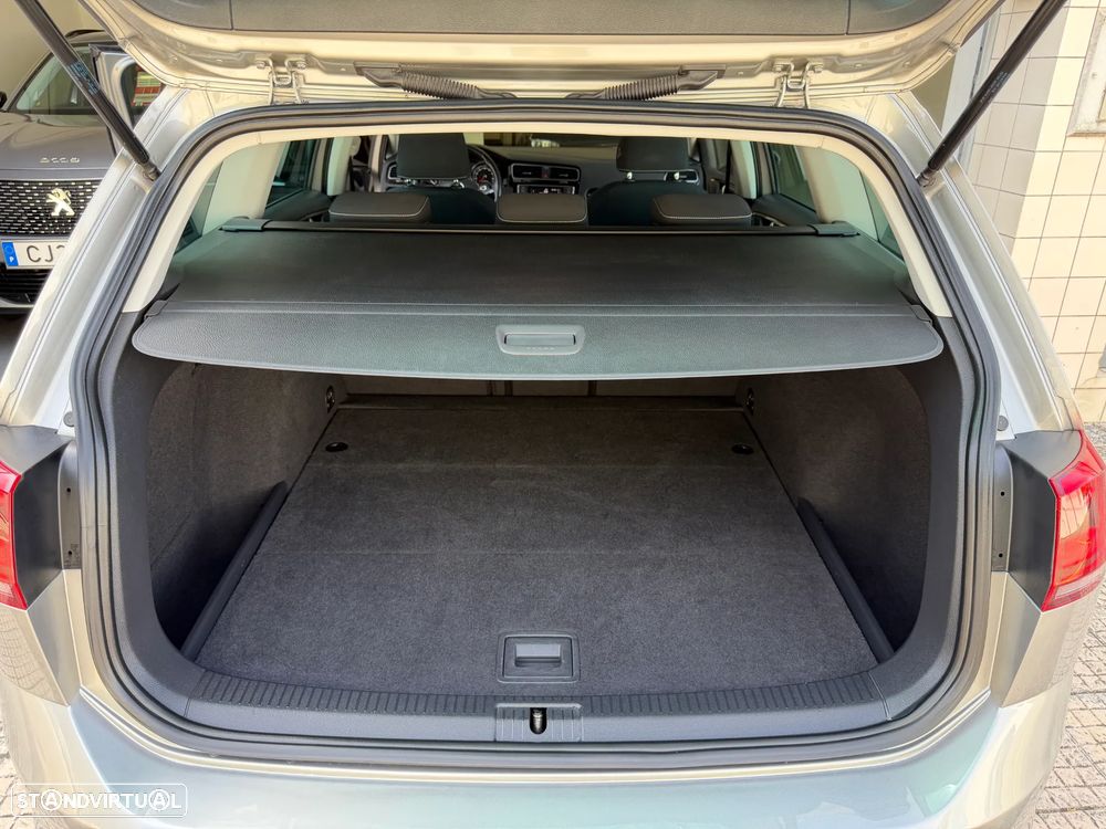 VW Golf Variant 1.6 TDi Highline - 41