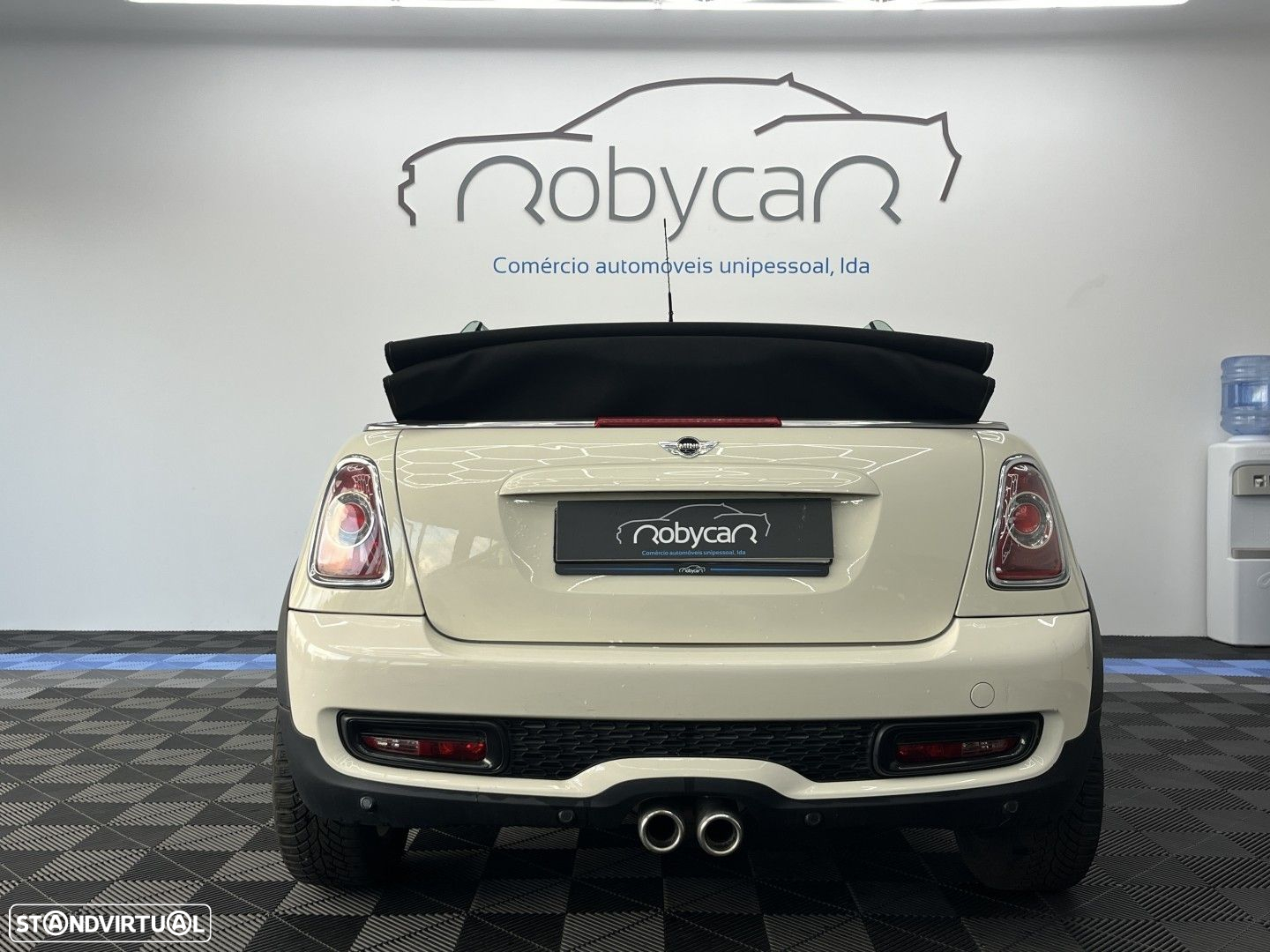 MINI Cabrio Cooper SD - 6