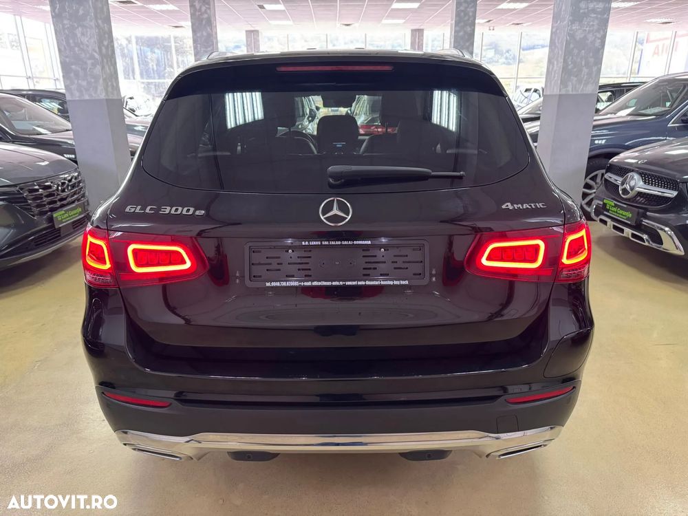 Mercedes-Benz GLC 300 e 4Matic 9G-TRONIC Edition AMG Line - 9