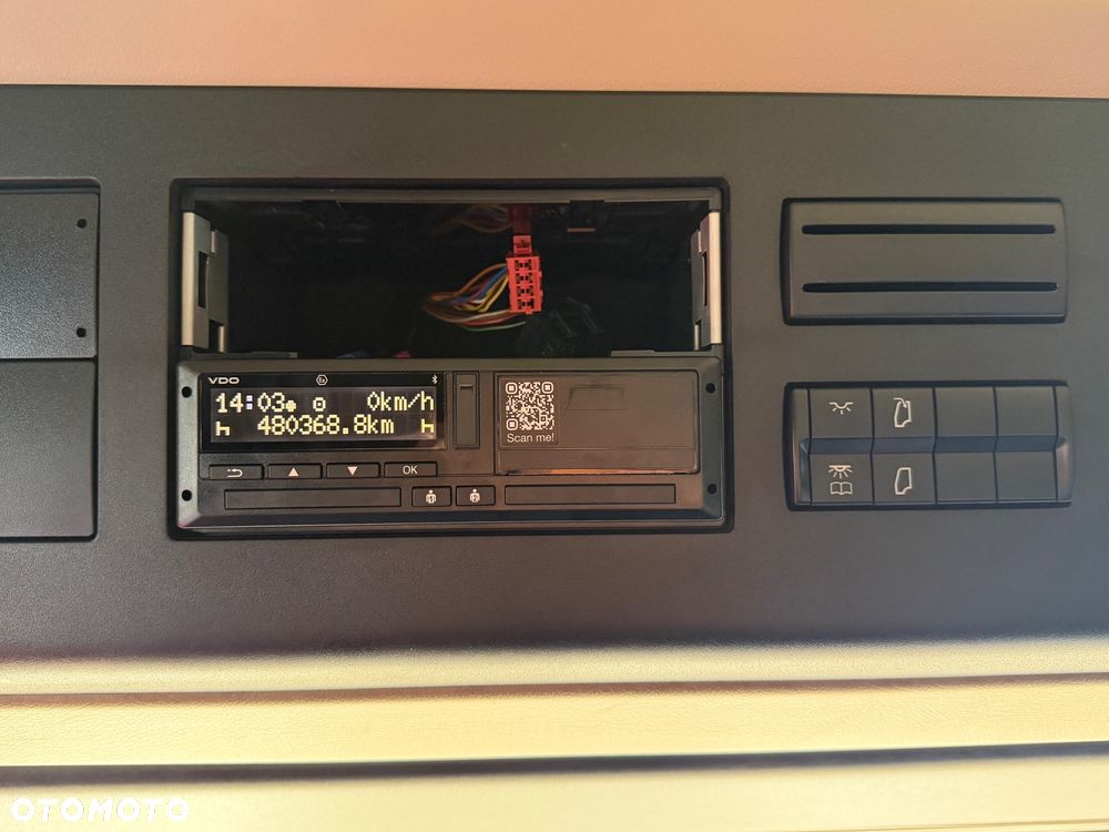 Mercedes-Benz Actros 1845 GigaSpace Xenon Navi nowy tachograf - 19