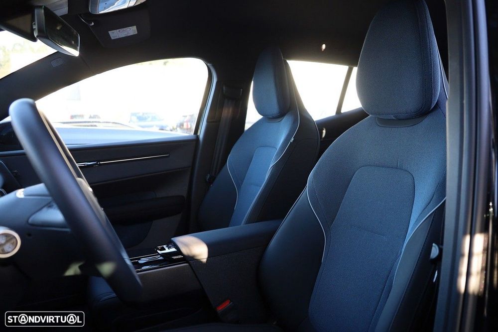 Volvo EX30 69 kWh Single Motor Extended Range Plus - 9