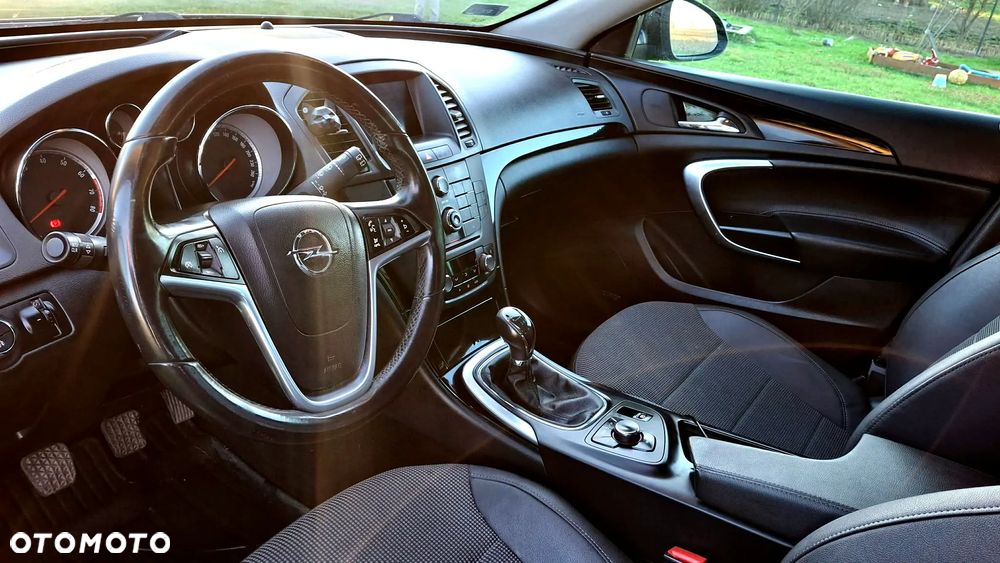 Opel Insignia 2.0 T Cosmo 4x4 - 14