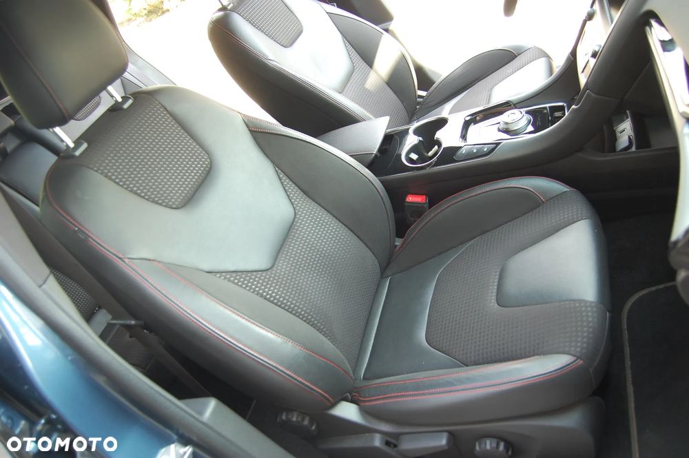 Ford Mondeo 2.0 EcoBlue ST-Line - 29
