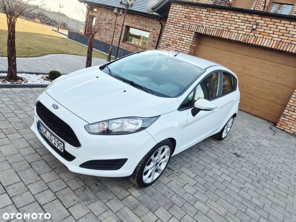 Ford Fiesta 1.25 Celebration - 13